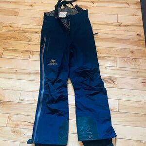 Arcteryx Blue Small Gortex Bibs Overallsl